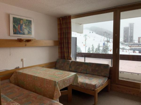 Studio 4 pers au pied des pistes à la Croisette - Sud, balcon, proche commerces et ski - FR-1-452-213